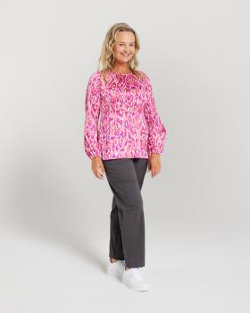 BWY8733-Top-Pink Cosmos-BWY8515R-Pant-Side.jpg